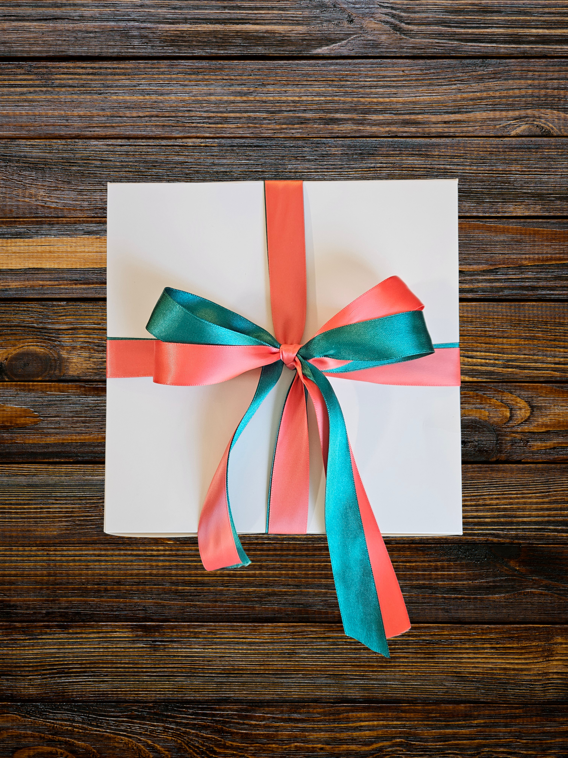 5 Simple Ways to Make Your Gift Boxes Look More Boutique (Without Spending More)